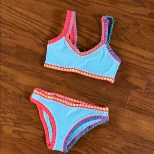 PILYQ Girl’s Sporty Rainbow embroidered 2-piece